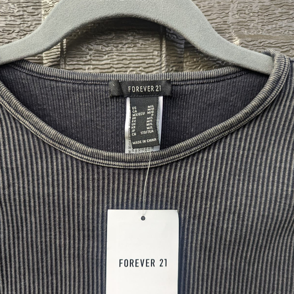 NWT Forever 21 Ribbed Knit Bodysuit Long Sleeve, Charcoal Distressed - Picture 6 of 9